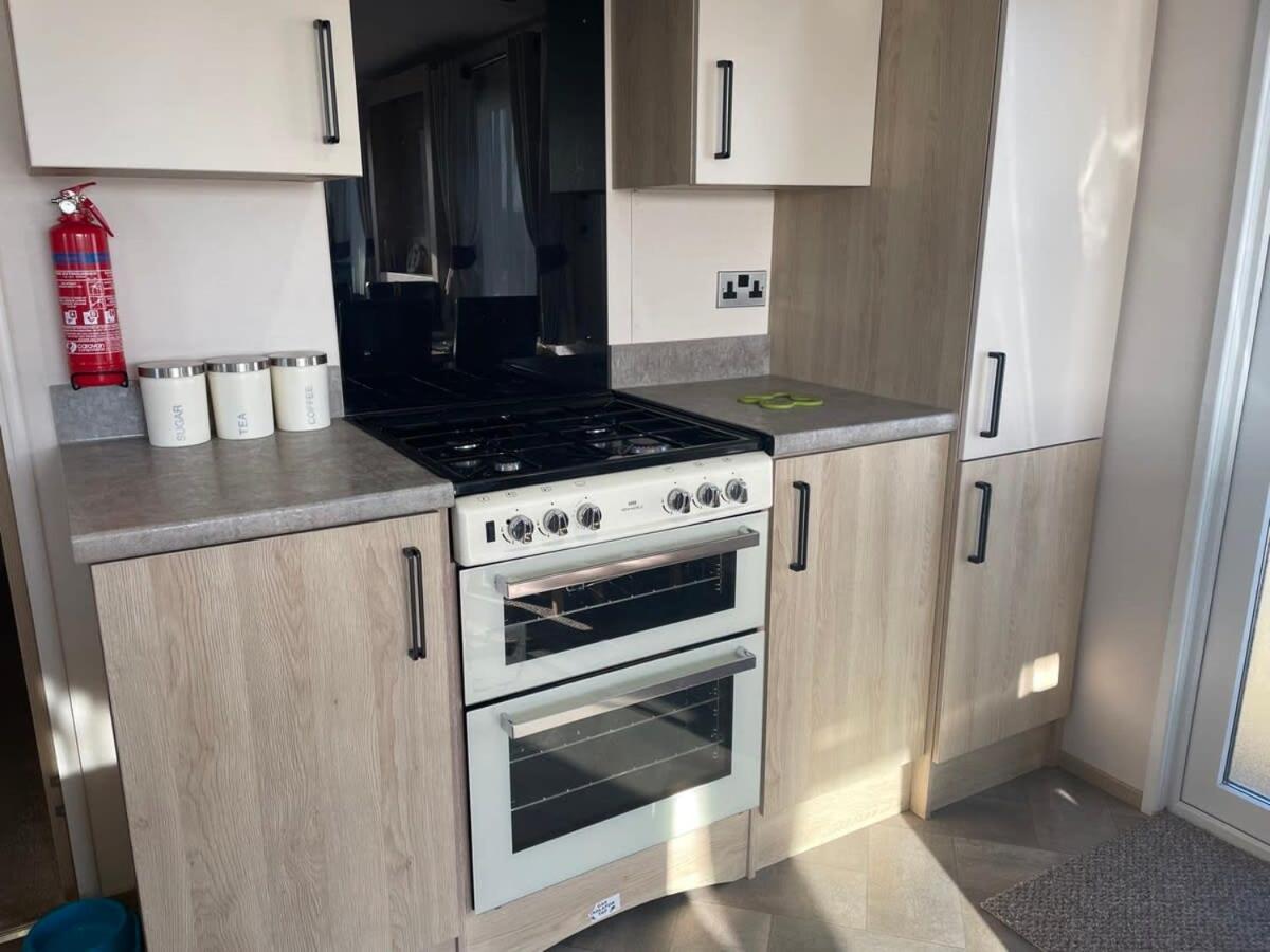74 Bayside Cove Pevensey Bay Holiday Park Экстерьер фото