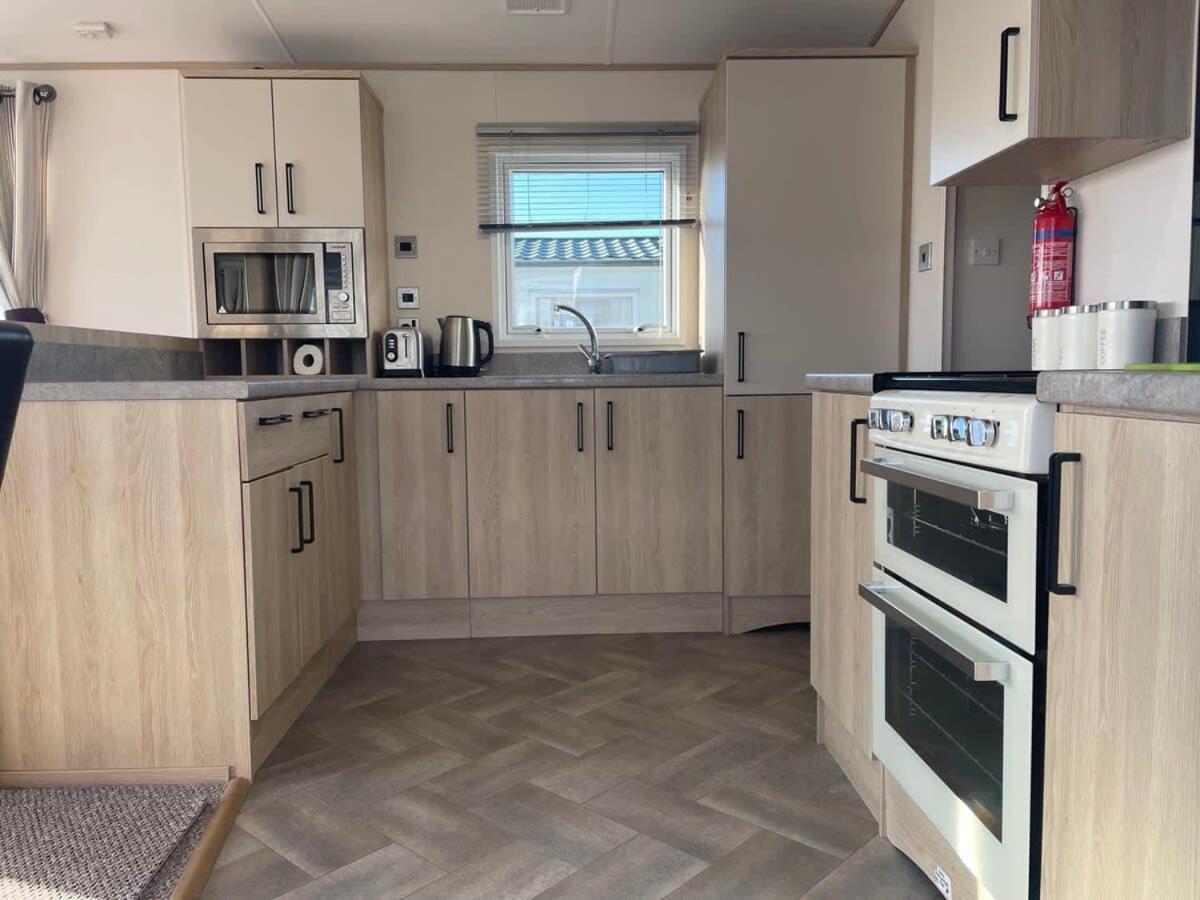 74 Bayside Cove Pevensey Bay Holiday Park Экстерьер фото
